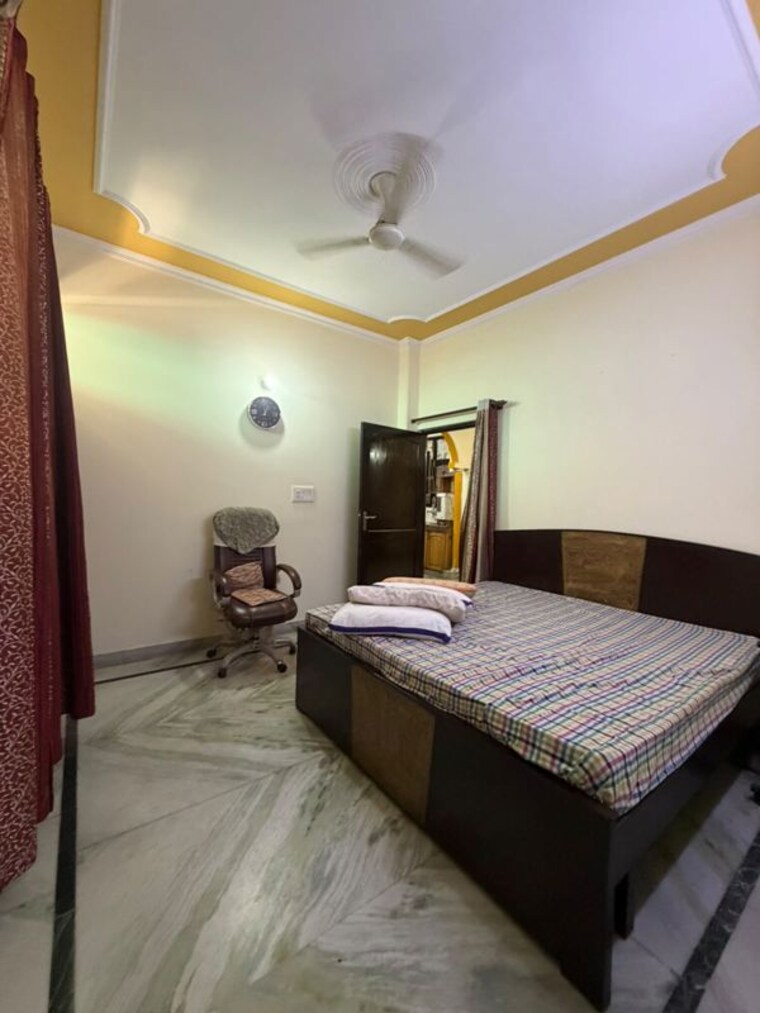 Bedroom, sector 15 2 Bedroom 1800 Sq.Ft. Builder Floor In Sector 15 Gurgaon 10518718