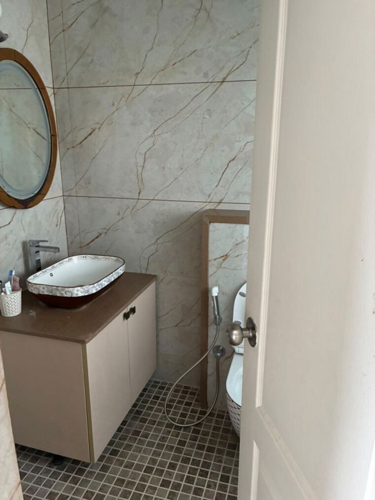 Bathroom, skyline-beverly-park 3 Bedroom 1800 Sq.Ft. Apartment In Hebbal Bangalore 10518715