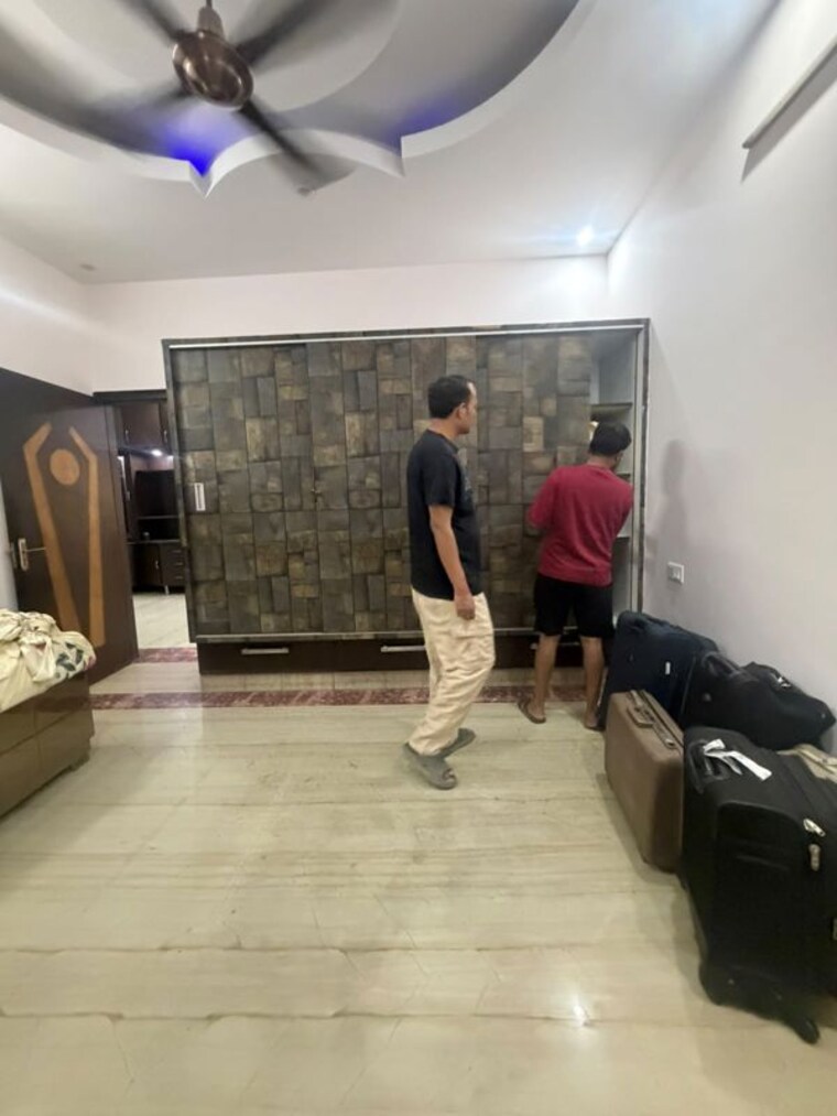 Living Room, sector 15 3 Bedroom 2300 Sq.Ft. Builder Floor In Sector 15 Gurgaon 10518722