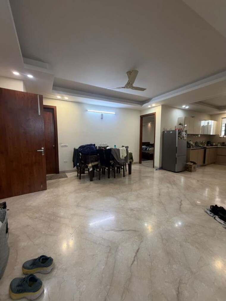 Room, sector 15 3 Bedroom 2300 Sq.Ft. Builder Floor In Sector 15 Gurgaon 10518727