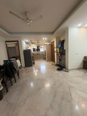 Parking in 3 BHK Builder Floor at Sector 15 – for Rent