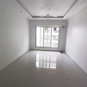 Room in 2 BHK Apartment at Paradigm Antalya, Oshiwara – for Sale