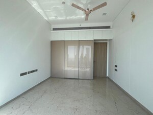 3 BHK Apartment For Rent in Rustomjee Crown, Prabhadevi