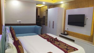 Bedroom in 3 BHK Apartment at VVIP Mangal, Raj Nagar Extension – for Rent