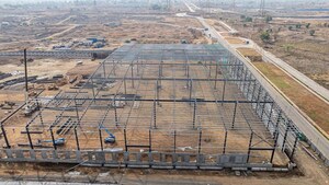 Warehouse – Exterior View View at Usatane - for Rent