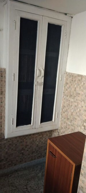 Building Lobby in 2 BHK Builder Floor at Sector 23 – for Rent