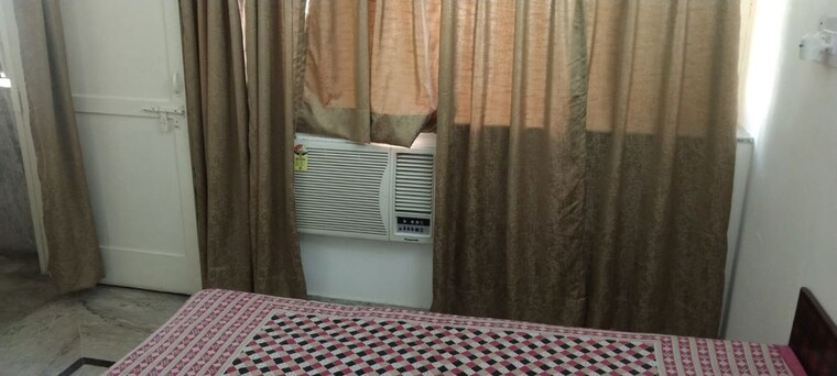 Bedroom, sector 23 2 Bedroom 2000 Sq.Ft. Builder Floor In Sector 23 Chandigarh 10518784