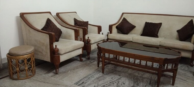 Gym, sector 23 2 Bedroom 2000 Sq.Ft. Builder Floor In Sector 23 Chandigarh 10518784
