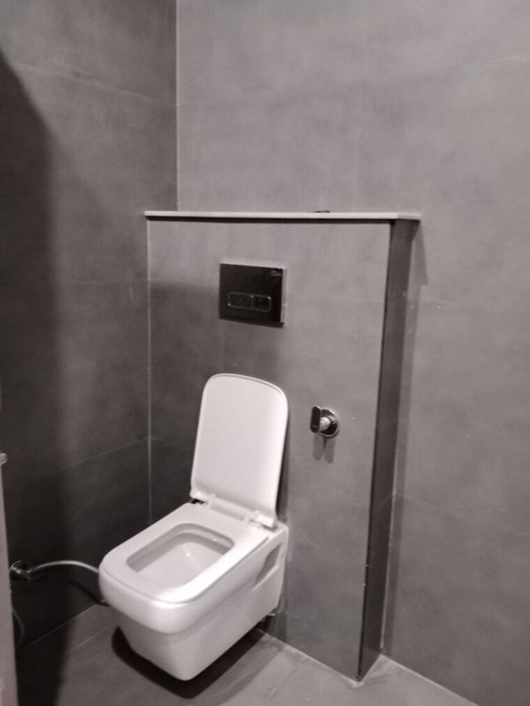 Bathroom, huda 2 Bedroom 853 Sq.Ft. Builder Floor In Huda Panipat 10518799