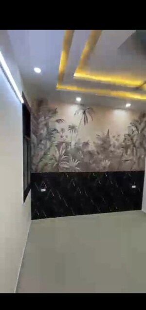 Furnished Amenities in 3 BHK Builder Floor at Dwarka Mor – for Sale