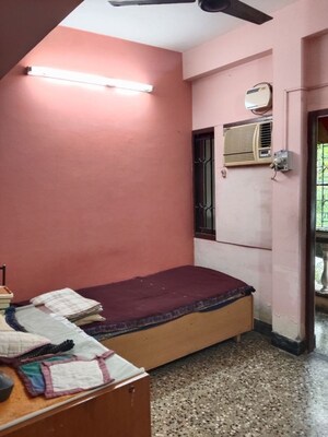 Room in 2 BHK Apartment at Kodambakkam – for Sale