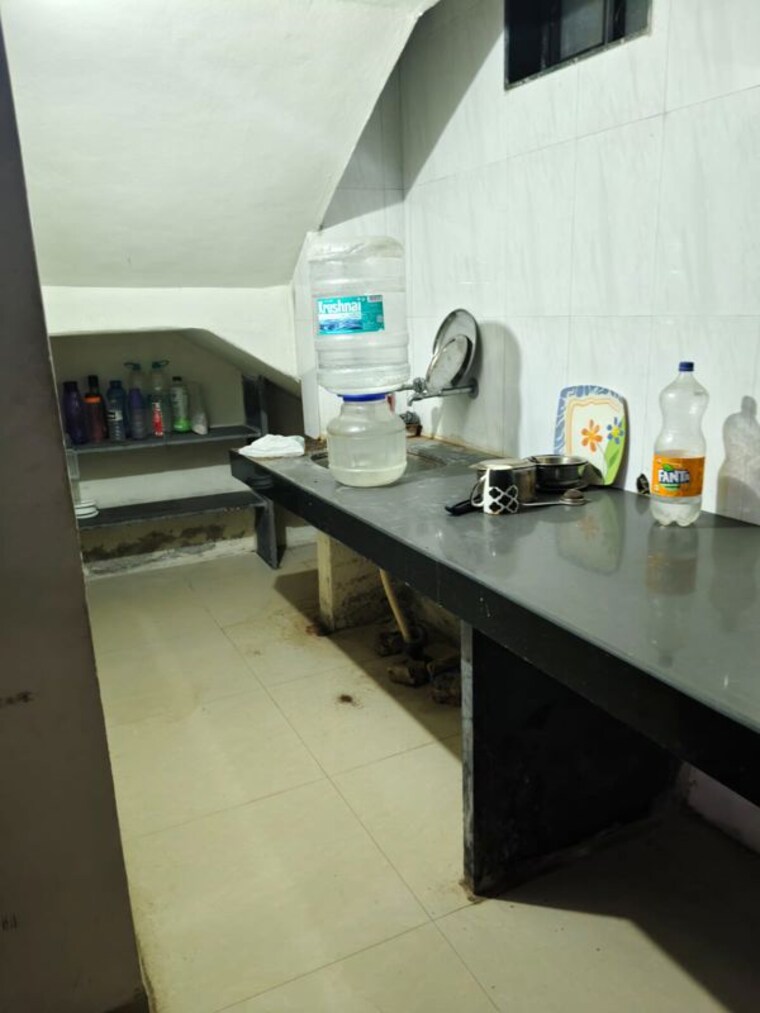 Kitchen, kumar-classic 1 RK 350 Sq.Ft. Apartment In Aundh Pune 10216548