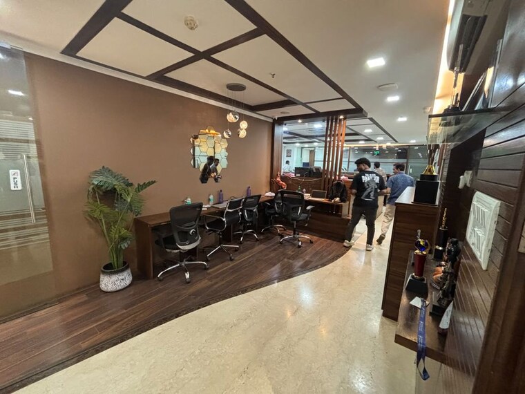 Gym, peninsula-plaza Commercial Office Space 2300 Sq.Ft. In Andheri West Mumbai 10518814