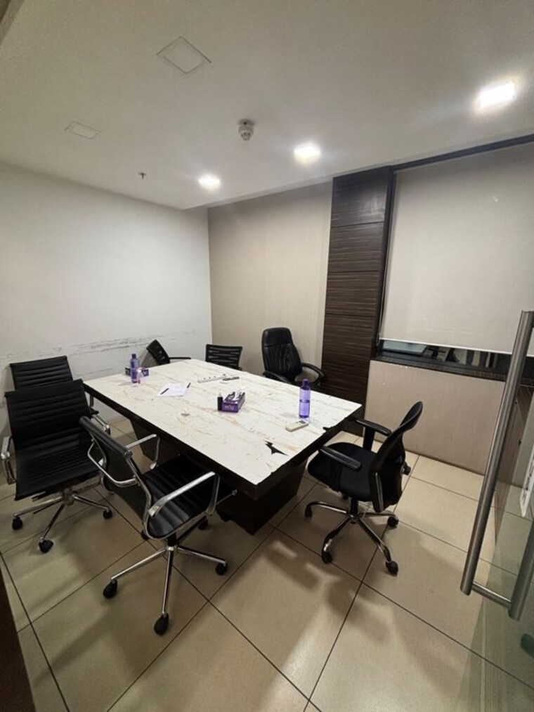 Team Area, peninsula-plaza Commercial Office Space 2300 Sq.Ft. In Andheri West Mumbai 10518814