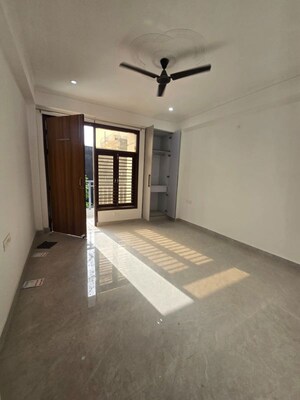 1 BHK Builder Floor For Rent in Saket