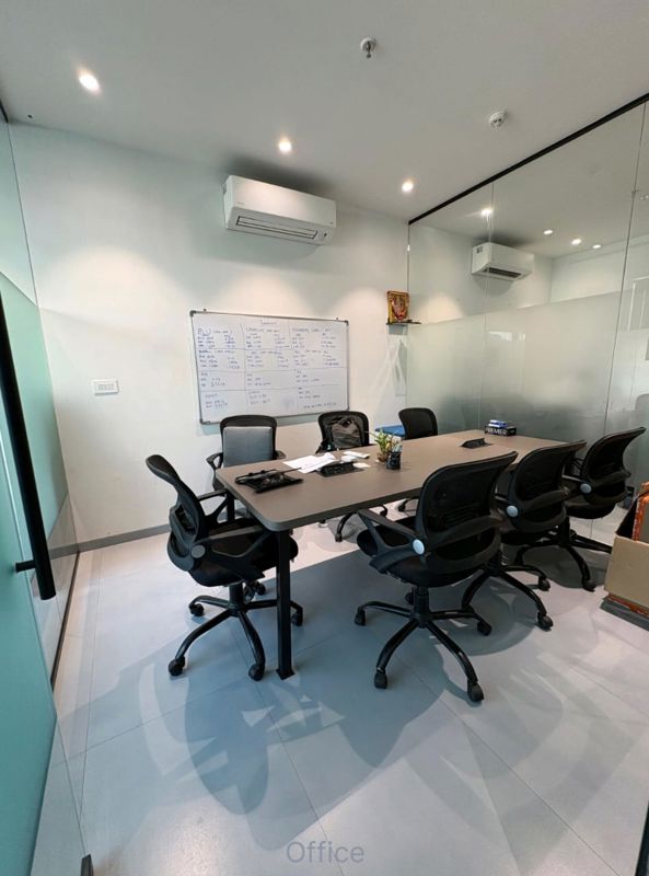 Office Space For Rent in Sunteck Crest