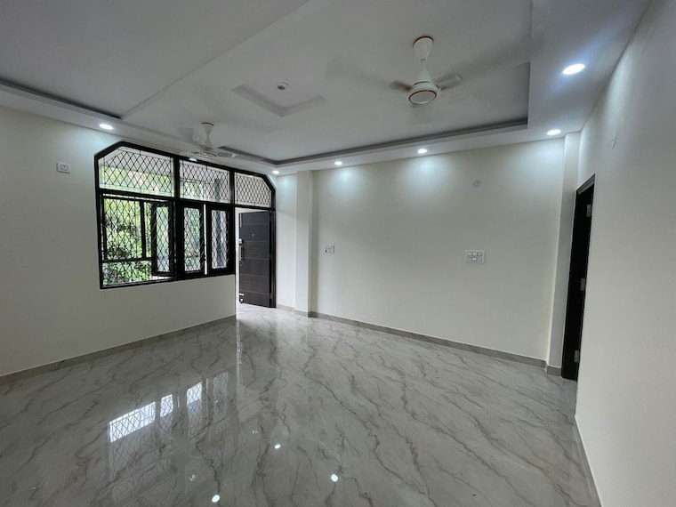 Room, jangpura Commercial Office Space 1000 Sq.Ft. In Jangpura Delhi 10518837