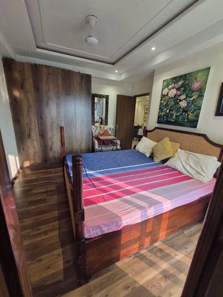 Bedroom, suncity-vatsal-valley 3 Bedroom 1450 Sq.Ft. Apartment In Gwal Pahari Gurgaon 10517130