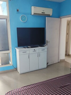 Room in 4 BHK Apartment at Ambala Highway – for Sale