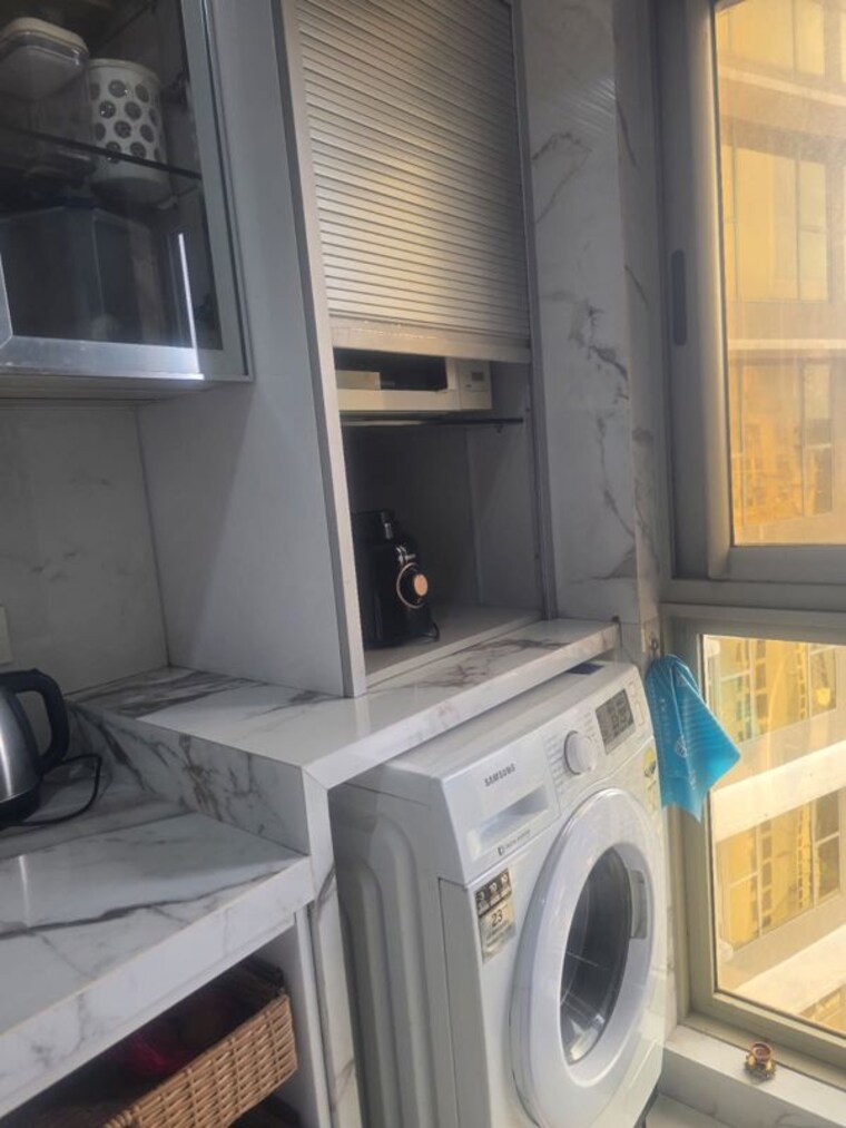 Bathroom, transcon-triumph-tower 3 Bedroom 1350 Sq.Ft. Apartment In Andheri West Mumbai 10518900