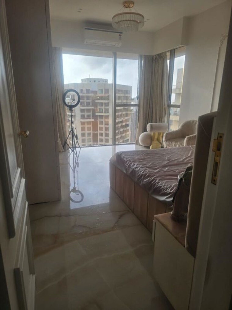 Bathroom, transcon-triumph-tower 3 Bedroom 1350 Sq.Ft. Apartment In Andheri West Mumbai 10518900