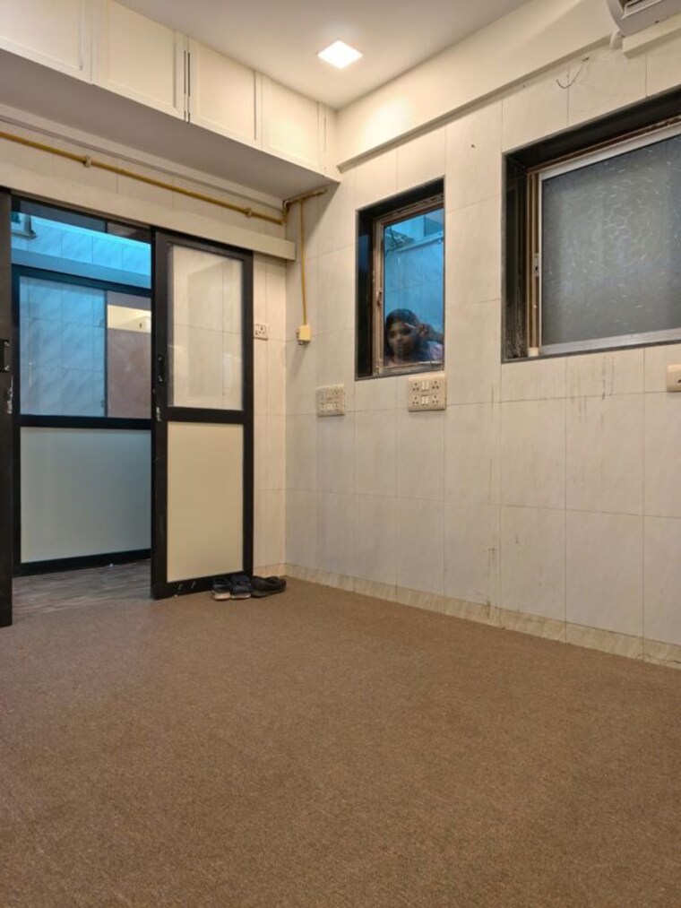 Team Area, lokmanya tilak nagar Commercial Office Space 313 Sq.Ft. In Lokmanya Tilak Nagar Mumbai 10518910