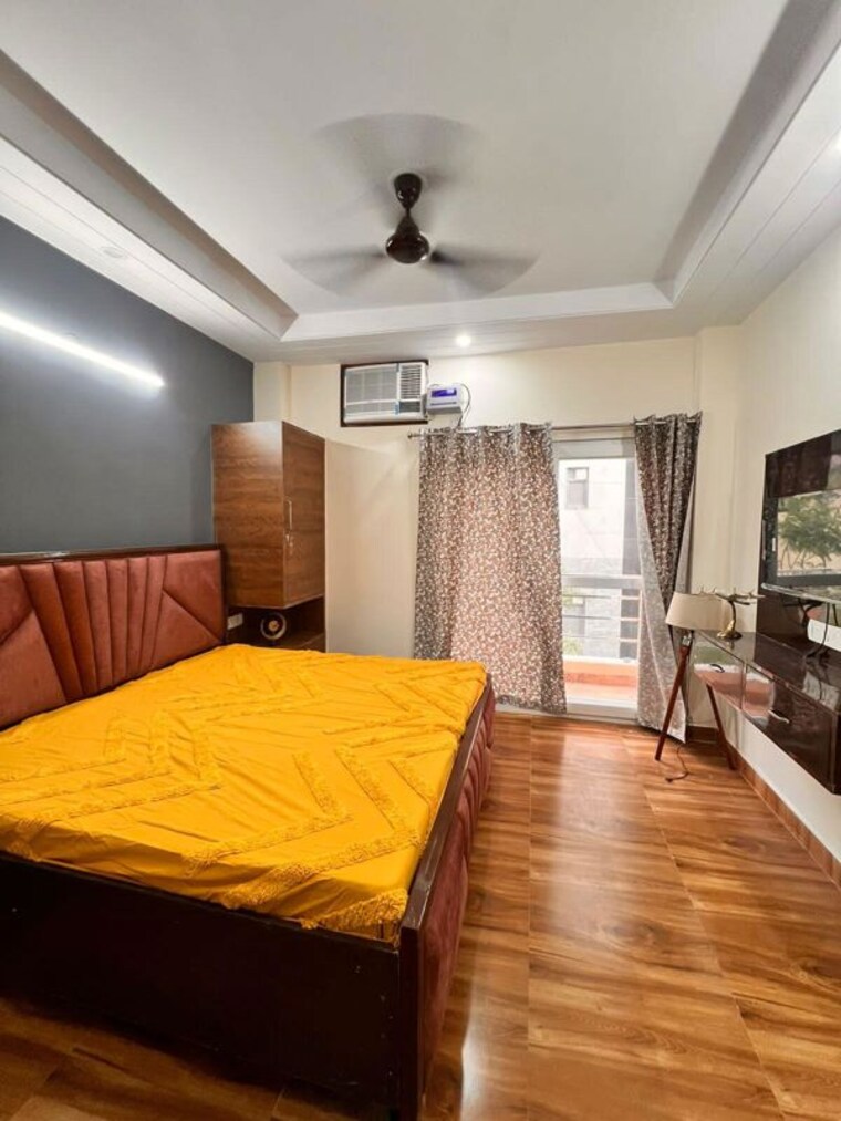 Bedroom, sector 21 3 Bedroom 1600 Sq.Ft. Builder Floor In Sector 21 Gurgaon 10518912