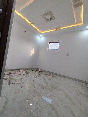 Room in 4 BHK Villa at Thv Vihaan Villa, Sector 10 Greater Noida – for Rent