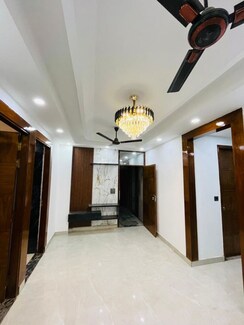 4 BHK Builder Floor For Sale in Noida Central