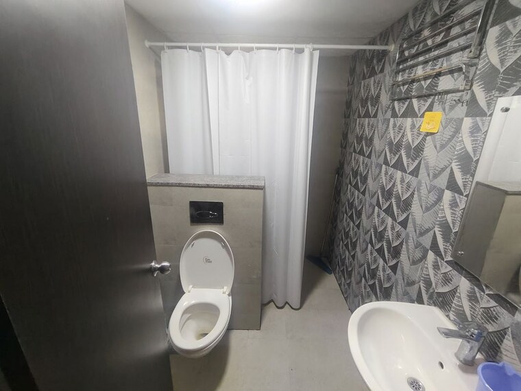 Bathroom, greenmark-mayfair-apartments 3 Bedroom 1752 Sq.Ft. Apartment In Tellapur Hyderabad 10518938