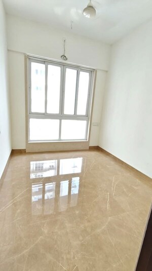 Room in 3 BHK Apartment at Upper East 97, Malad East – for Rent