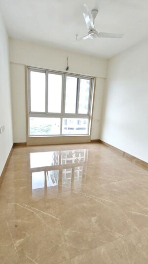 Room in 3 BHK Apartment at Upper East 97, Malad East – for Rent
