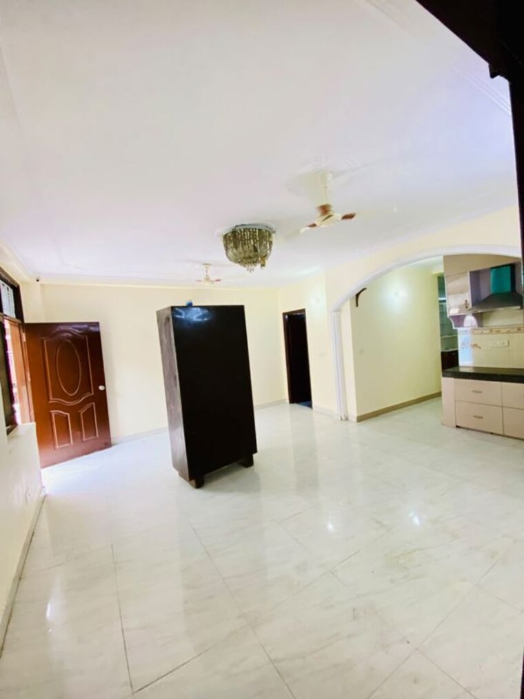 Team Area, khirki extension 2 Bedroom 750 Sq.Yd. Builder Floor In Khirki Extension Delhi 10517381