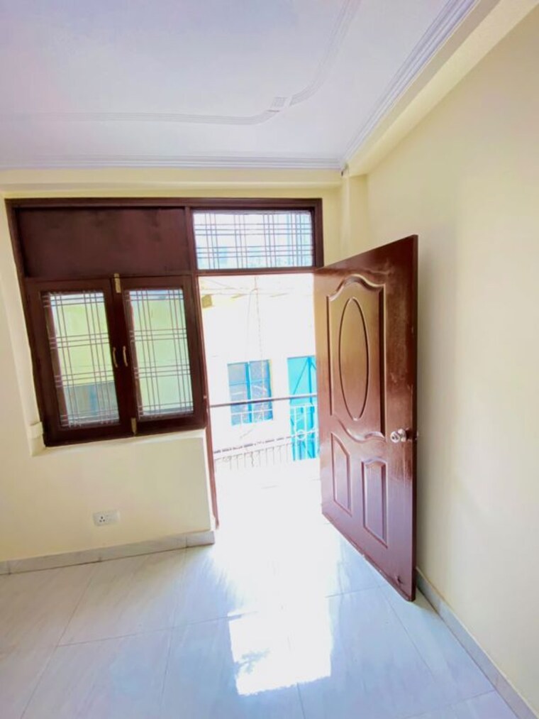 Room, khirki extension 2 Bedroom 750 Sq.Yd. Builder Floor In Khirki Extension Delhi 10517381