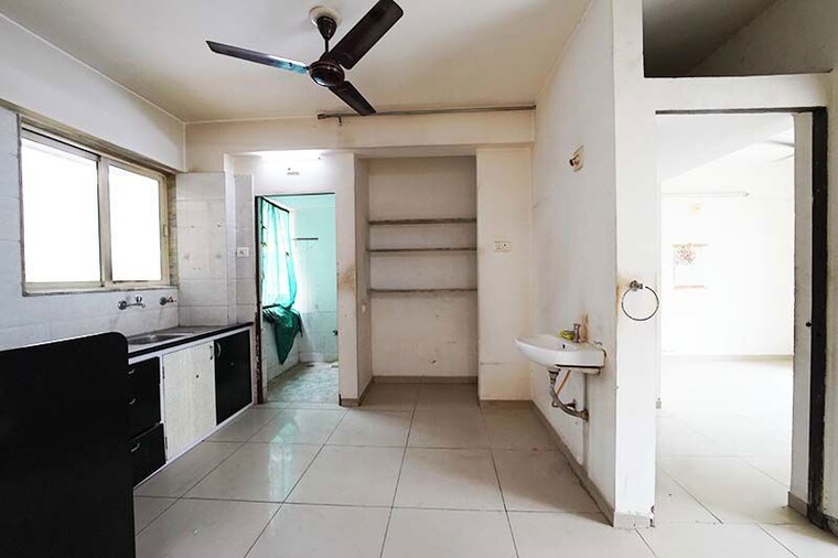 Bathroom, sargasan 2 Bedroom 125 Sq.Yd. Apartment In Sargasan Gandhinagar 10518993