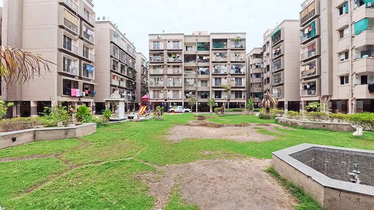 Exterior View, sargasan 2 Bedroom 125 Sq.Yd. Apartment In Sargasan Gandhinagar 10518993