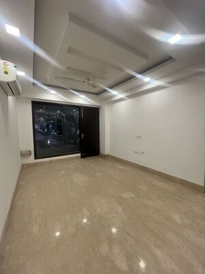 Room in 2 BHK Builder Floor at Palam Vihar Residents Association, Palam Vihar – for Rent
