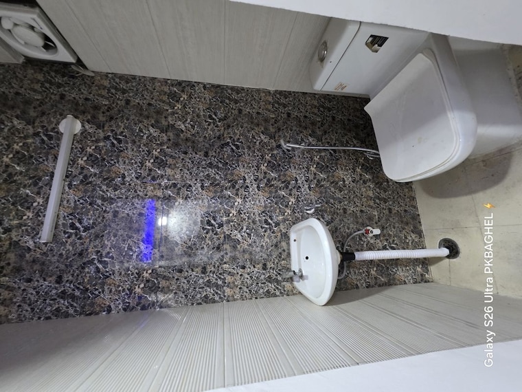 Bathroom, govindpuri 2 Bedroom 520 Sq.Ft. Builder Floor In Govindpuri Delhi 10519000