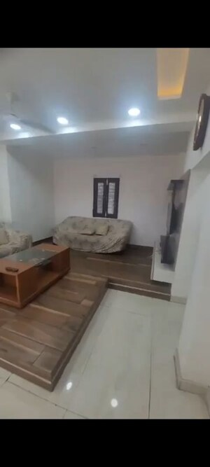 3 BHK Builder Floor For Rent in Masjid Moth