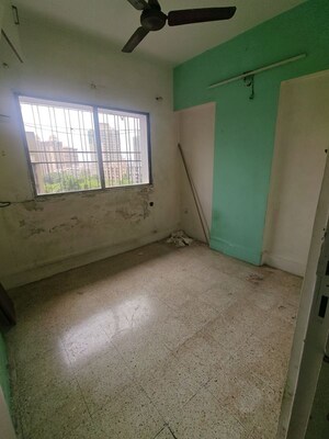 Room in 1 BHK Apartment at New Tulip CHS, Kandivali East – for Rent