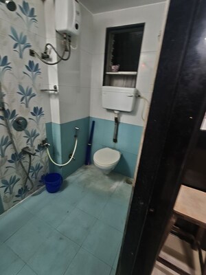 Attached Bathroom in 1 BHK Apartment at Anita Nagar Chs, Kandivali East – for Rent