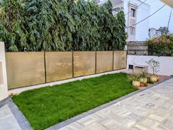 5 BHK + Servant Room,Extra Room,Store Room Villa For Rent in Sector 14