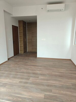 Room in 3 BHK Apartment at Godrej Vrikshya, Sector 103 – for Sale