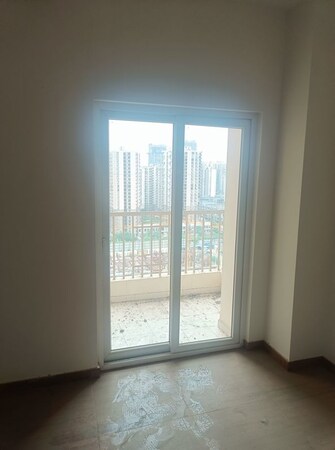 2 BHK + Basement 935 Sq.Ft. Apartment in Gaur City 2 - 14th Avenue