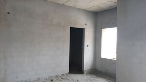 Room in 5 BHK Villa at Hallmark County, Osman Nagar – for Sale