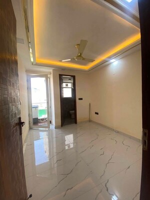 2 BHK Builder Floor For Rent in Saket