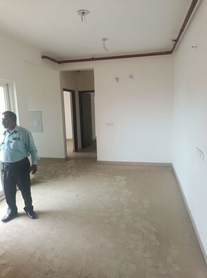 Room in 2 BHK Apartment at Gaur City 2 - 14th Avenue, Sector 16c Greater Noida – for Rent