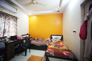 Bedroom in 4 BHK Independent House at Chandkheda – for Sale