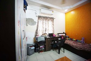 Team Area in 4 BHK Independent House at Chandkheda – for Sale