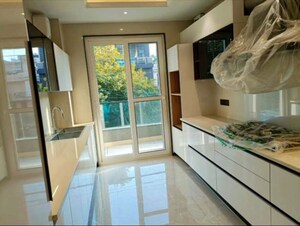Staircase in 2 BHK Builder Floor at Sector 23 – for Rent